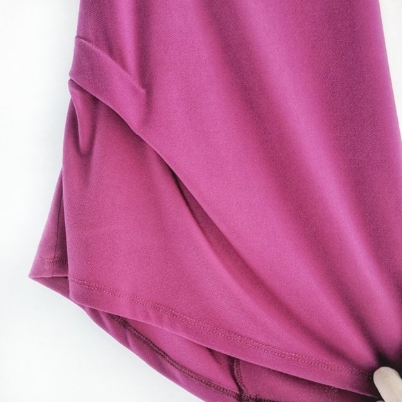 Astr The Label • Asymmetrical Halter Top - Picture 3 of 7